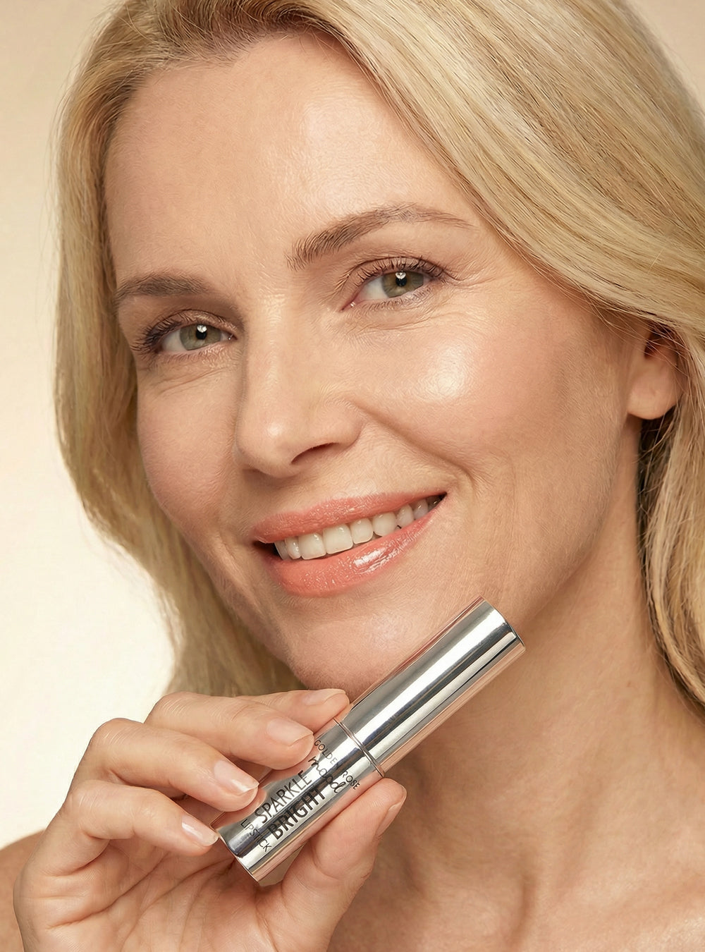 Mood Sparkle Bright Lipstick