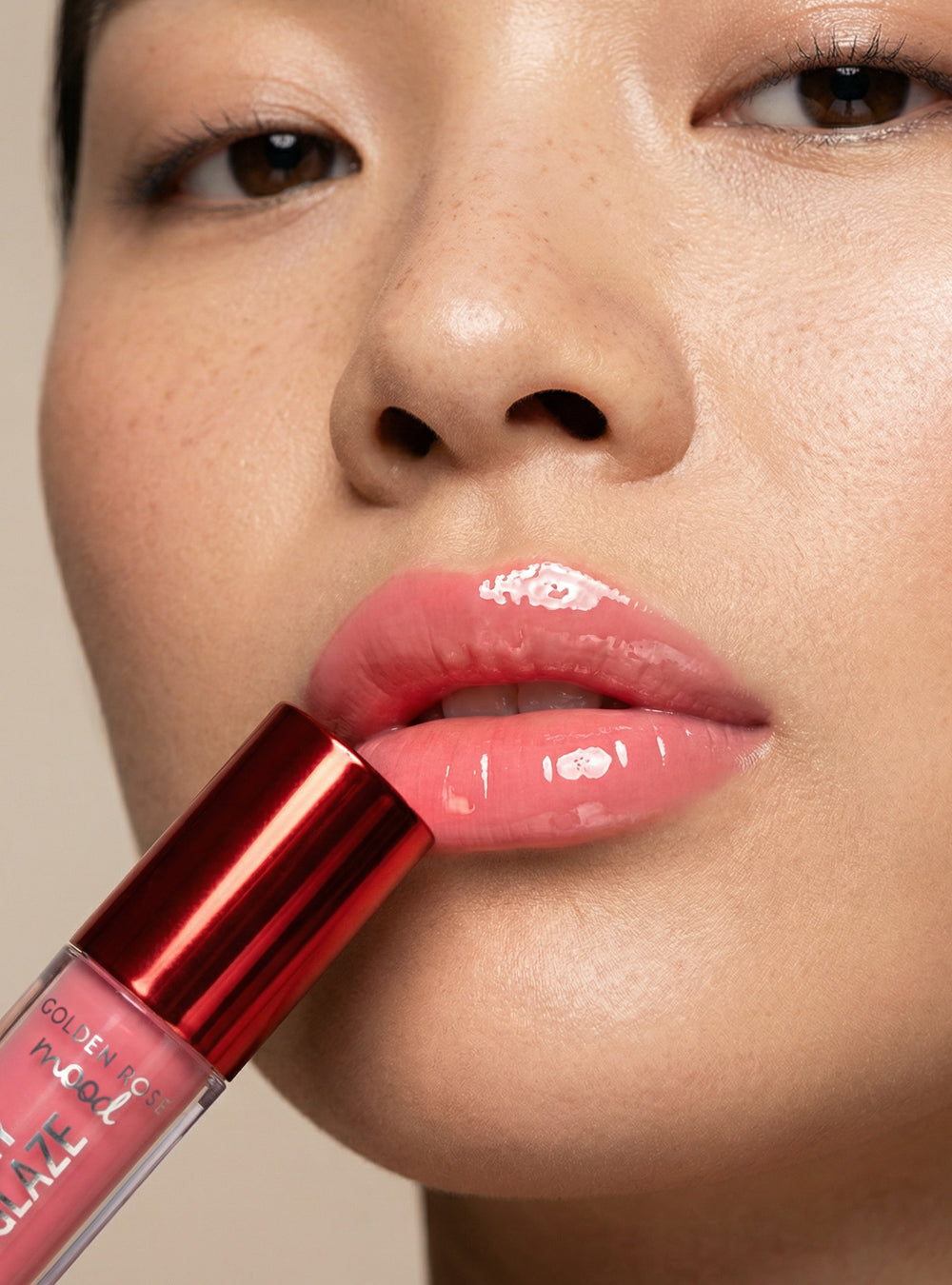 Mood Gleamy Lip Glaze Lipgloss