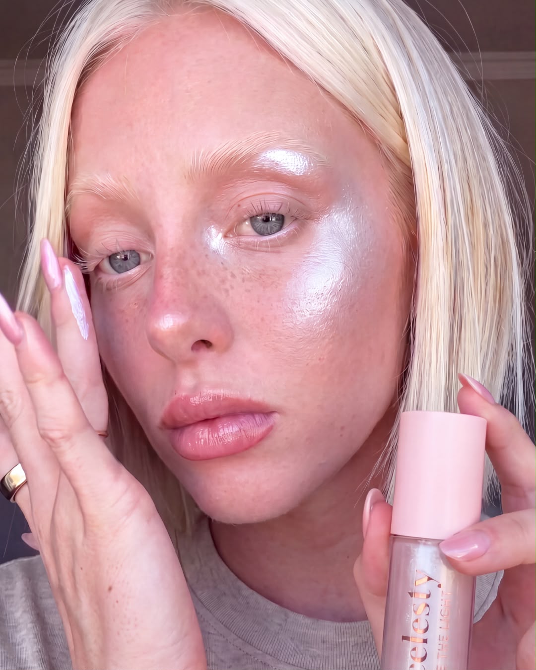 Be The Light Liquid Highlighter