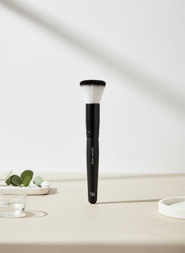 Round Face Brush